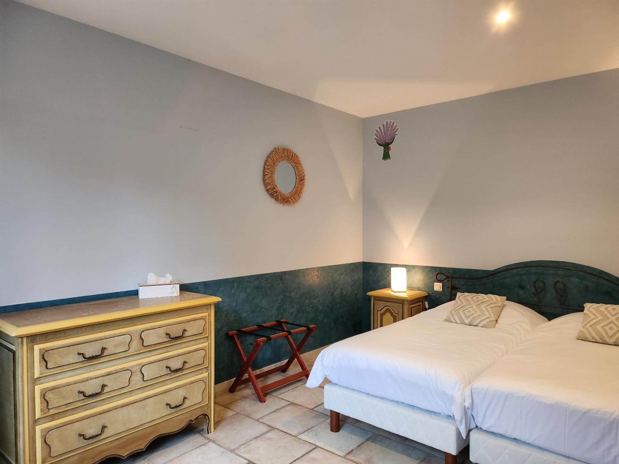 Bed and Breakfast Domaine Les Gendalis Saint-Saturnin-lès-Avignon Exteriér fotografie
